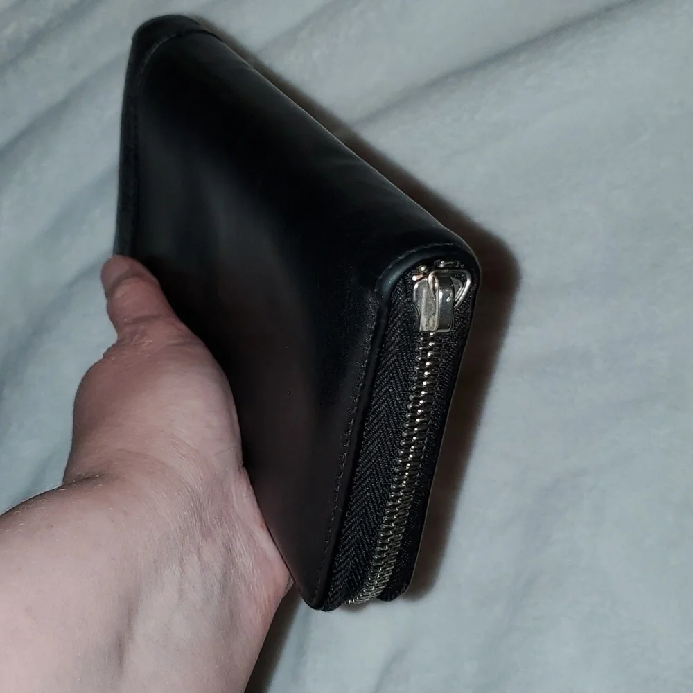 Gucci Zip Around Long Wallet - Picture 13 of 16
